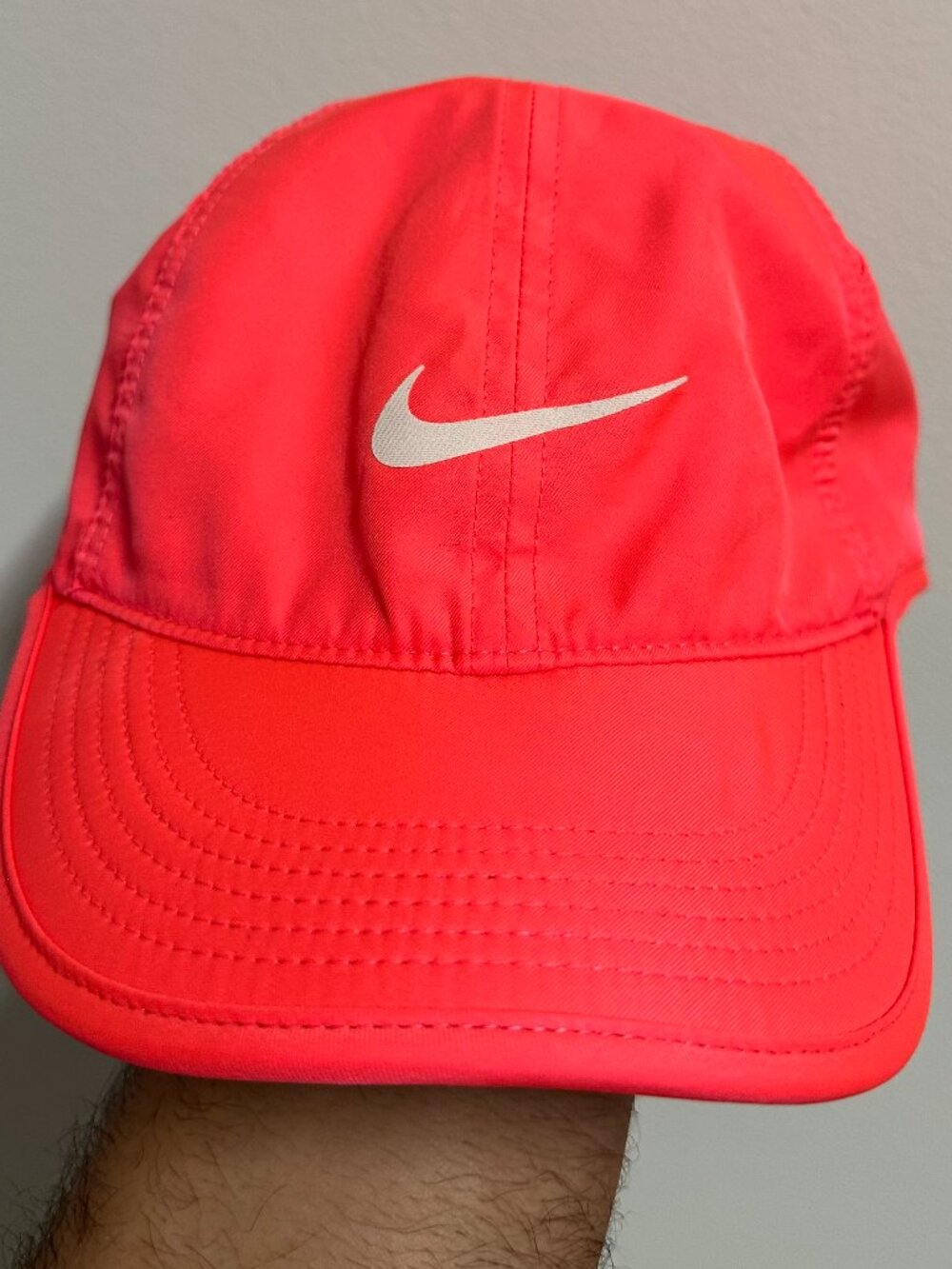 Nike Dry-Fit Featherlight Running Hat Strapback Pink Swoosh
